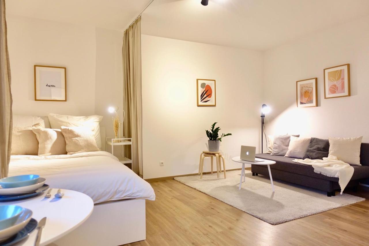 Neu - Gemuetliches Und Modernes Apartment Mit Stellplatz Koblenz  Buitenkant foto