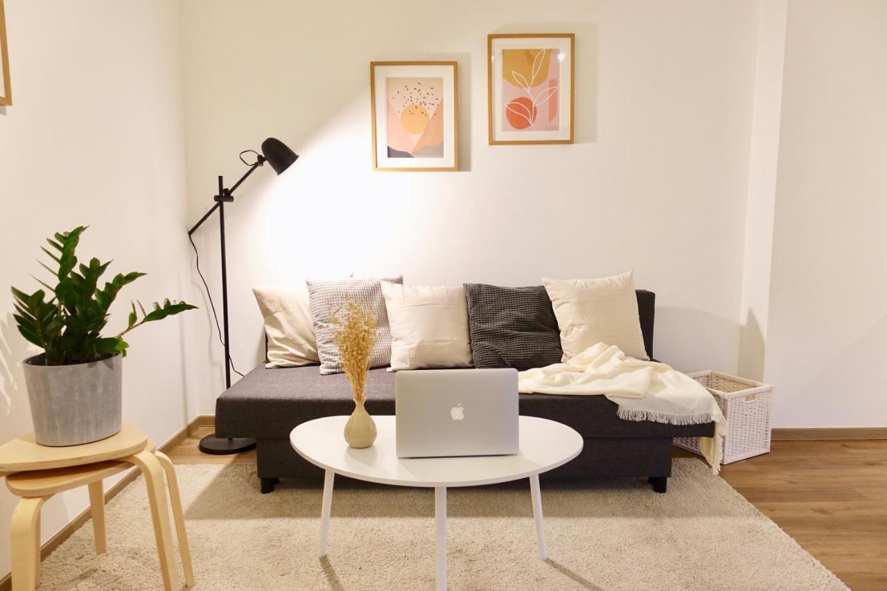 Neu - Gemuetliches Und Modernes Apartment Mit Stellplatz Koblenz  Buitenkant foto