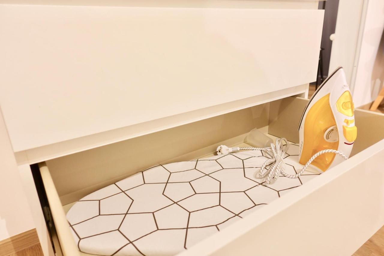 Neu - Gemuetliches Und Modernes Apartment Mit Stellplatz Koblenz  Buitenkant foto