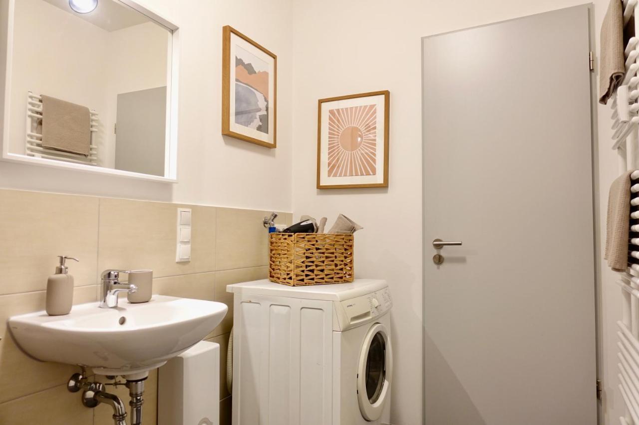 Neu - Gemuetliches Und Modernes Apartment Mit Stellplatz Koblenz  Buitenkant foto